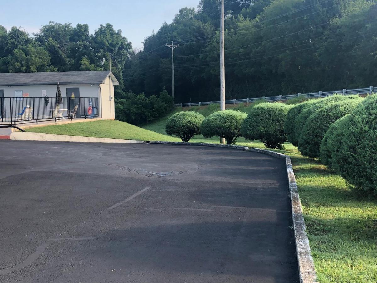 Travelodge By Wyndham Clarksville Exterior foto